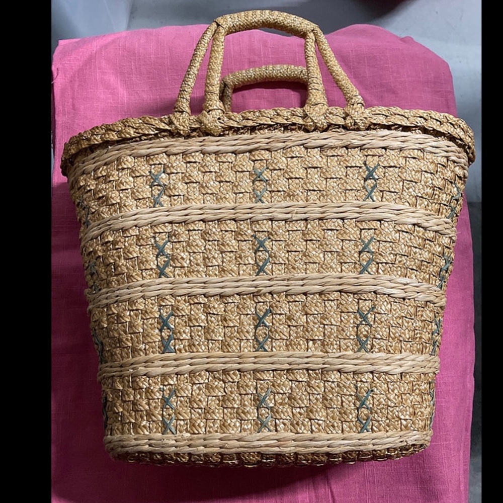 Vintage Bag - Straw Tote